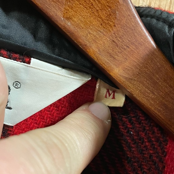 Vintage Woolrich Red Buffalo Plaid Wool Shirt Jacket - Picture 3 of 5